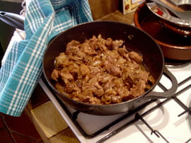 Agneau au cumin et oignons confits