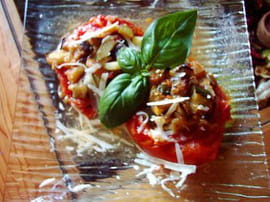 Tomates farcies � la ratatouille