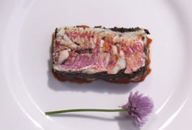 Millefeuille de rouget, pur�e d olives noires