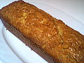 Cake aux noix, roquefort et lardons fum�s