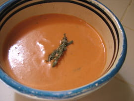 Sauce orang�e ch�vre-tomate (pour p�tes longues)