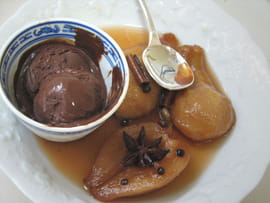 Poires �pic�es au Banyuls, sorbet chocolat
