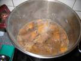 Poire au vin et safran