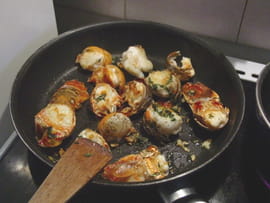 Queues de langoustes grill�es � l�ail et au citron