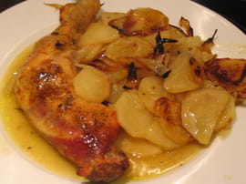 Poulet et pommes de terre boulang�res