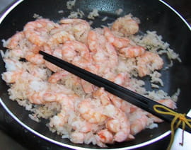 Crevettes saut�es au gingembre