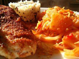 Poitrine de poulet, germes de soja � l ananas, riz