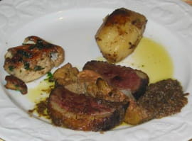 Magret de canard, foie gras et c�pes