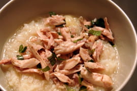 Soupe vietnamienne de riz au poulet