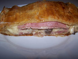 Feuillet� aux champignons et jambon
