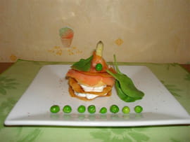 Millefeuille printanier croustillant au saumon fum�