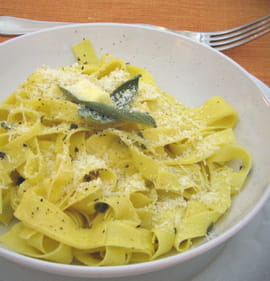 Tagliatelles � la sauge