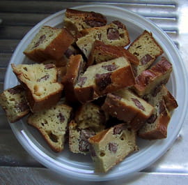 Mini cakes saucisson-noix