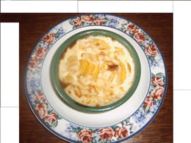 Clafoutis p�che, miel, amandes