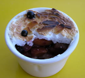 Nectarines et cassis meringu�s