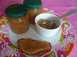 Confiture de pommes-gingembre