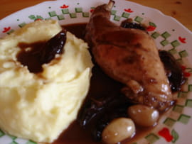 lapin aux pruneaux