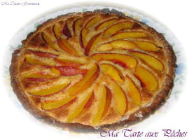 Tarte aux p�ches sur cr�me d amande