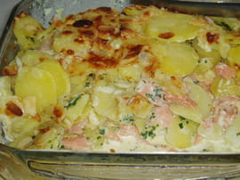 Gratin de pommes de terre et saumon