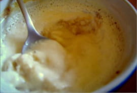 Cr�mes vanill�es et leur chantilly pistache