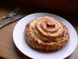 Pains aux raisins et au citron confit