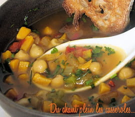 Soupe color�e aux �pices � couscous