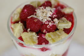 Verrine aux framboises et � la rhubarbe