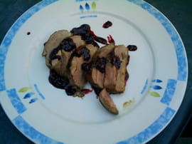 Magret de canard aux fruits rouges