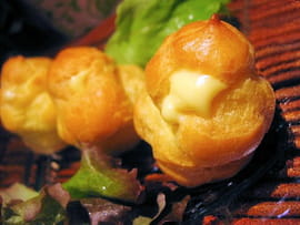 Choux au camembert