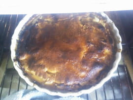 Bris�e au pommes, poires et caramel