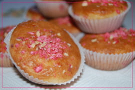 Mini cakes aux pralines roses et au citron