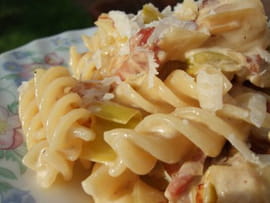 Tortis � la fondue de poireaux fa�on carbonara