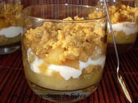 Verrines de crumble aux palets bretons