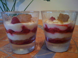 Verrine aux framboises et sp�culoos