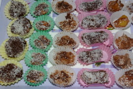 Fruits au chocolat et � la noix de coco