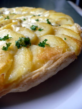 Tatin de pommes de terre au cantal