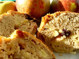 Cake aux pommes et aux fruits secs