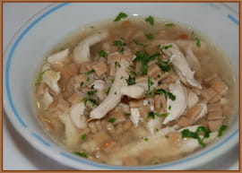 Petite soupe de poulet et crozets