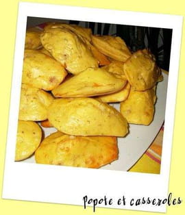 Madeleines lardons, feta, herbes de Provence