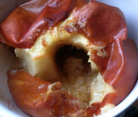 Pommes enti�res r�ties aux amandes et aux �pices