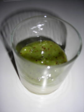 Coulis de kiwis, panna cotta