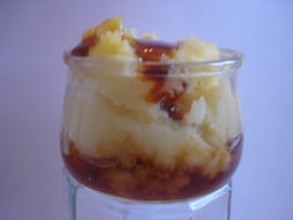 Petit pot de semoule, nappage caramel