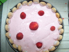 Charlotte � la mousse de fraises