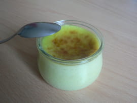 Cr�me aux oeufs saveur pistache