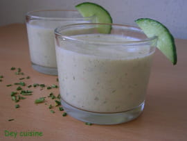 Soupe froide de concombre