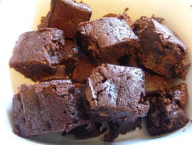 G�teau fondant chocolat et p�pites de nougatine