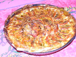 Tarte feuillet�e tomate et mozzarella