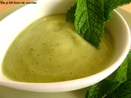 Velout� glac� courgette, avocat et menthe
