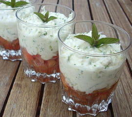 Verrine de ch�vre frais, courgette et tomates