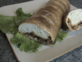 Pain farci aux l�gumes et  aux lardons